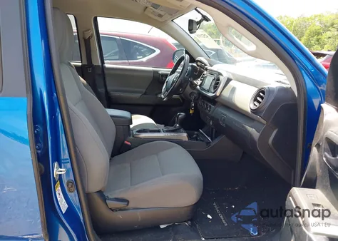 2017 Toyota Tacoma Sr5 V6 z USA, uszkodzony, nr VIN 3TMCZ5AN4HM094497